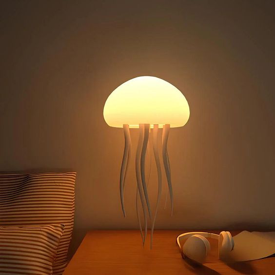 Jellyfish Mood Lamp – Soothing LED Light, Relaxing Decorative Table Lamp - Image 2